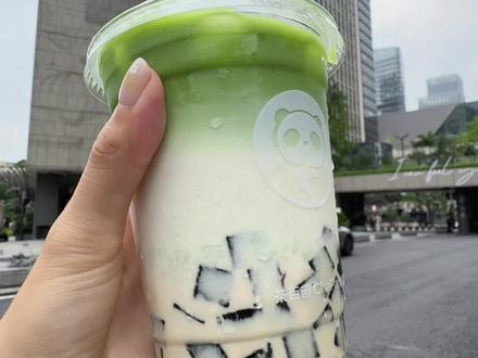 吃茶百道的黑糖粉粿吃上瘾了怎么办。。。
#茶百道#茶百道新品#茶百道推荐必喝#茶百道生酪黑糖粉粿奶茶