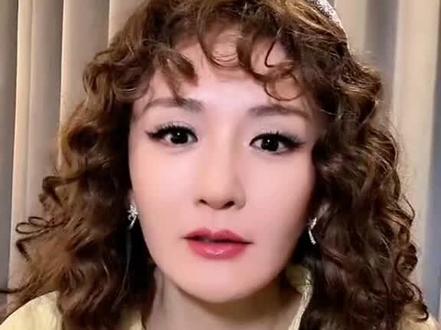 你真的有在关注我们的呼声
那说好了一定要来华北地区开你的个人演唱会
我不贪心的 北京就可以 当然太原更好啦🥰@谢娜🌞 我是真的谢娜
#谢娜 #谢娜快乐万岁 #谢娜演唱会 #谢娜巡演