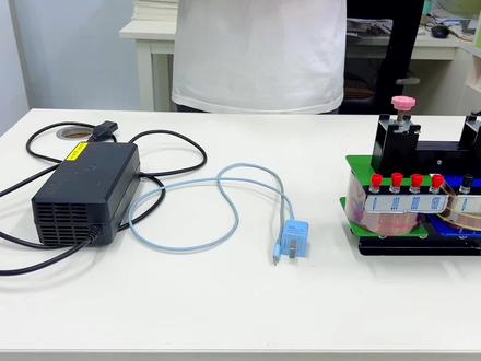 实验室可拆变压器 高中物理知识认识变压器 了解变压器的基本结构#物理实验 #变压器 #交变电流