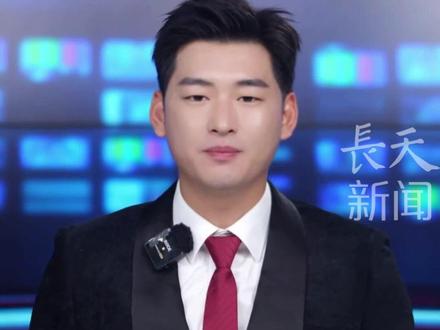 又一日系巨头崩了!#本田 上市以来首亏,净亏损 4200 亿 - 6900 亿日元,取消美国电动车计划,电气化调整损失超 2.5 万亿日元,在华销量直接跌到 64.5 万辆,同比暴跌 24.28%,五年缩水近百万辆,被国产新能源打得节节败退。#新能源汽车