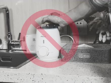 没喝完的奶下顿还能喝吗?这个知识点宝爸宝妈一定要记住!#母婴育儿 #新生儿护理 @DOU+小助手