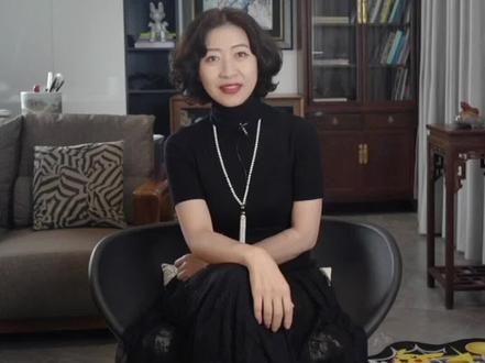 他用一生纠结画格子和直线,最终成为经典。#蒙德里安#艺术家#艺术 #奇妙知识在抖音