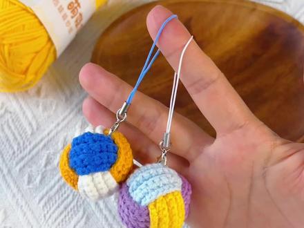 钩织教程|三色球挂件,又萌又可爱!新手非常友好~颜色可以自由搭配
🧶:@雪妃尔毛线 萌娃娃2号
🎨:02奶白/24鸡黄/58靛蓝/26橘色/47浅蓝/15中紫
#爱生活爱编织 #手工钩织教程 #钩织小物 #手工钩织 #手工编织零基础教学