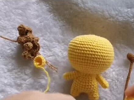 第一次录完整的视频教程,太多不懂了,先将就着看吧 后期慢慢改进#钩针编织教程 #钩针玩偶