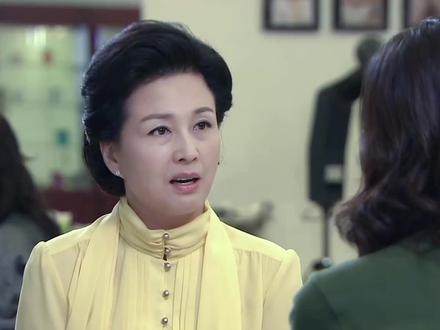 同款尾戒,两样欢喜:一个在掌心长大,一个在心上重逢,妈妈的爱从来不分彼此#爱在何方#池英善#韩惠淑