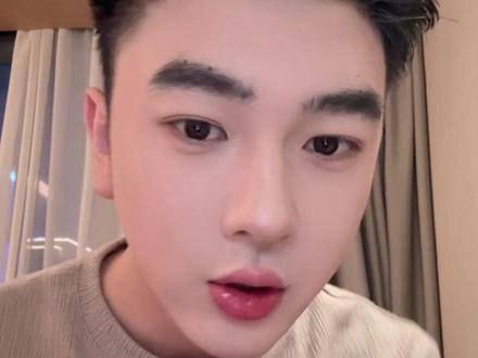 斑越打越开花?!咋整? #优斐斯氨甲环酸 #传明酸