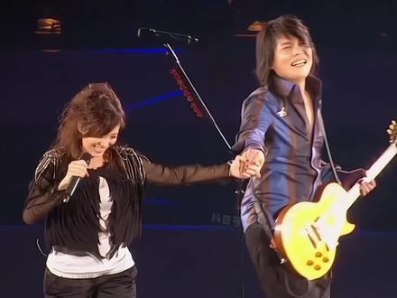 人生苦短何必让烦恼困住自己…#伤感音乐 #好听的音乐总是触动人的心灵 #抖音热歌 #星光音乐屋 #活个明白