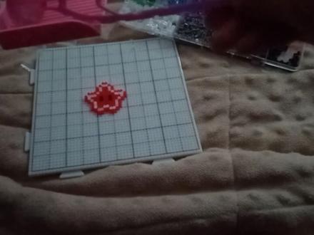 拼豆。求拼豆图纸小鼻嘎的红色多的