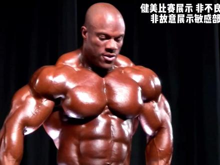 “奥赛七冠王” 菲尔西斯💯 更新最新状态?复出or退休🤔 当年3D感爆棚形体💪🏻走路都让人印象深刻🔥胸肩手臂浑然天成的比例✨如今仍保留可观肉量👌🏻2010年奥赛、阿诺德震撼表现⭕️@xxxKassa #健美 #菲尔西斯 #精神氮泵 #奥赛 #奥赛显微镜