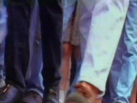 (1999)人群擠迫 緊守秩序 #粤语经典