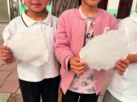 在乡村小学,三年级孩子学完《纸的发明》,居然造出了纸!快来看看吧#非遗研学 #三年级语文