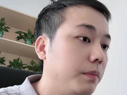 海南一模 模拟考试各市县独立出题,试卷难度不一样,时间也不一样。但是中考统一命题,中考时间统一6月25日开始考试。当然了,模拟考试的难度,海口的更贴近中考。我们的中考押题卷,就是吸取了海口优质的出题方向和命题难度#模拟考试 #海南中考 #押题卷 #升学规划 #志愿填报