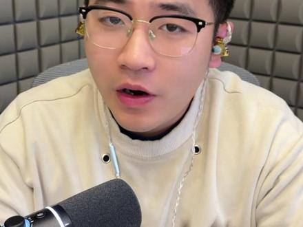 严浩翔新歌上线!当偶像遇见融合爵士,他到底还有多大的野心? 【REACTION】第四十一期:《FLY》#严浩翔 #时代少年团 #严浩翔新歌 #严浩翔fly #reaction