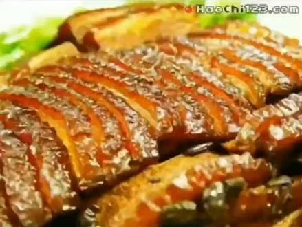 浙江大学医学院教授沈岳良谈吃五花肉的好处,每个人也必须吃五花肉。