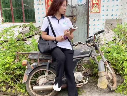 韶华易逝,莫负流年,即使是现在也要保持坚定与热爱#嘉陵70#机车 #爱机车爱生活