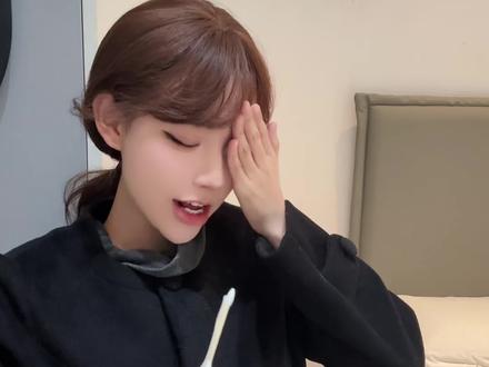 老钱笑哼哼哼 #模仿 #游戏日常 #薯片炸弹 #扫雷吃东西挑战