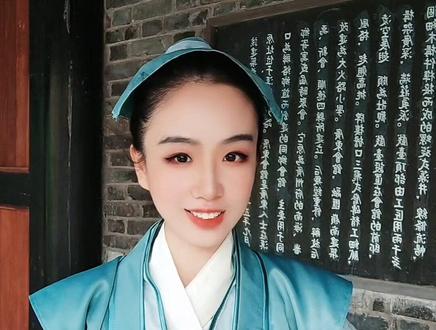 娘您看谁来了?丑媳妇儿总要见公婆@天兰姐姐 。儿媳妇长得惊不惊喜意不意外?#新白娘子传奇 #许仕林 #武汉许仙#国风合伙人 #对口型飙演技 #武汉许仙
