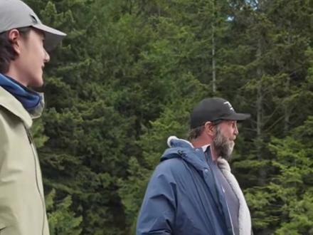 居然是船长的衣服😂#卖家秀和买家秀 #王一博 #探索新境2 #王一博探索新境 #搞笑