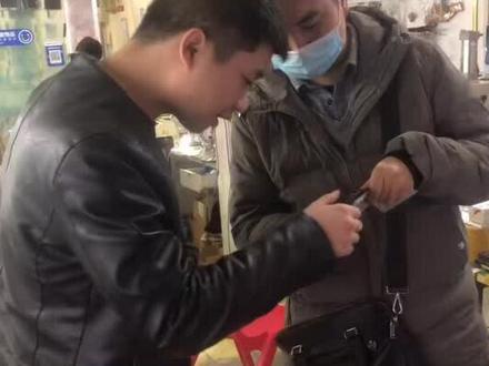 客户送来OPPO R15排线断裂。完美修复。#爆屏修复 #维修 #手机维修培训