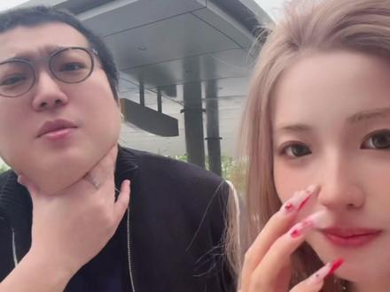 就这个都是老朋友爽啊!!!老朋友一起就是句句都是梗!@葛小舞🧜♀️⁵⁵⁵⁵(沪上小师赛)
#葛小舞 #葛小舞二创 #京城大师赛 #京城大师赛二创激励计划 #京师二创5月激励@葛小舞小助理