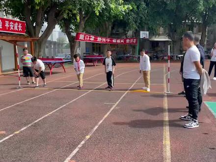 去年抽样调查的视频,听音乐折返跑