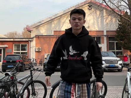 马尔科姆鸽子卫衣有点东西,天气不好也能穿#ma3colm
