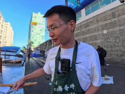 小唐正式参选洛杉矶市长 小唐正式参选洛杉矶市长,大家点关注和小红心支持一下各位家人#小唐在美国#美国#美国小唐酱香饼