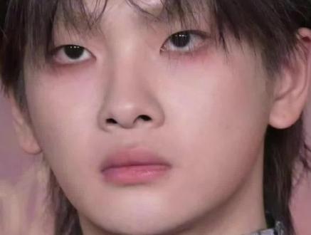 #男明星#生图@抖音小助手 @DOU+小助手