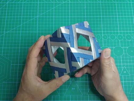 折一个极具现代感科技感的镂空正方体 折法简单易学 详细折纸教程 #镂空正方体 #立方体 #折纸教程#折纸玩具