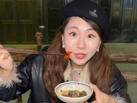 这应该是眉山特别好吃 肉质新鲜!下饭的泡椒鸡啦 #寻味烟火气 #心动榜餐厅 #火锅团购 #发现宝藏小城#好吃不贵经济实惠