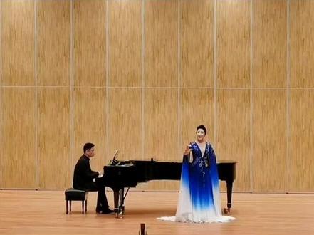 与女高音歌唱家@王园园合作豫剧《花木兰》唱段《谁说女子不如男》#钢琴 #声乐 #豫剧 #豫剧经典名段 #钢琴伴奏 #钢琴即兴伴奏