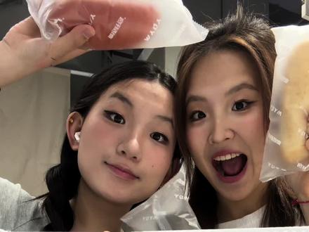 早八早八吃什么!
今天来吃麦语纤言
真实测评,俺两来收你了!#热点 #面包测评 #麦语纤言 #大学生 #早餐