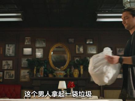 翻垃圾竟是杀手的必修课,杀手记忆第三集 #青年创作者成长计划 #杀手 #墨菲 #美剧解说 #新剧来袭