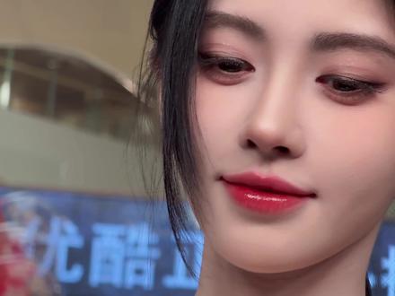 人怎么能美成这样~
#鞠婧祎 #月鳞绮纪