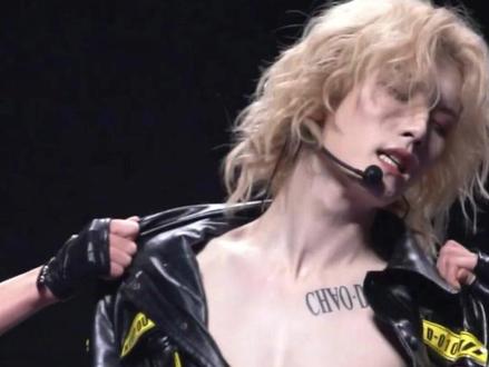 灵超机场与私生起冲突 #灵超#私生#热点