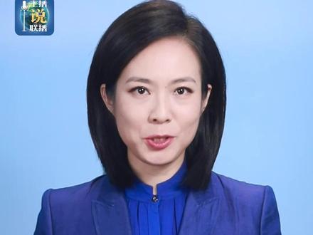 近日,吉林以及新疆乌鲁木齐等地宣布给中小学生放五天的冰雪假期。这个特别的假期,让新雪季更添新热度。冰雪游火热的背后,是产品与服务的创新,是政策与民生的结合,更是人们对美好冬日生活的共同向往。#主播说联播