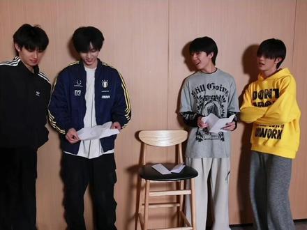 很分明 很对照组^_^
新音纪录片看到这里的时候瞬间笑了
#新音纪录片 #朱志鑫 #张桂源 #杨博文 #苏新皓