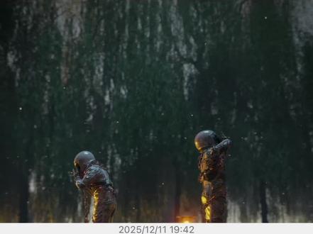 我也一直在寻找这一点温暖的共鸣和希冀,成为我抵抗最黑暗的时候最后的力量。@ȺnŦɨMȺŧŧɇɌ #16级灯牌 #宇宙之心