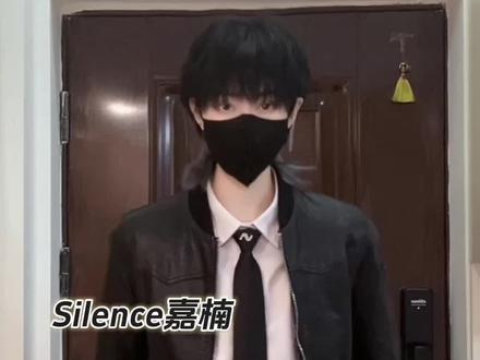 当抽象cos博主突然拍起颜值视频 自己吓自己~嘉楠:我不该对老幽报有任何期待…#搞笑日常 #二哈和他的白猫师尊 #美人鱼的夏天 #黄子韬 #整活