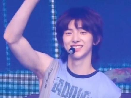 此人萌商恐怕在我之上,笑起来更是萌晕我🤩#金主训juhoon #金主训 #juhoon #cortis