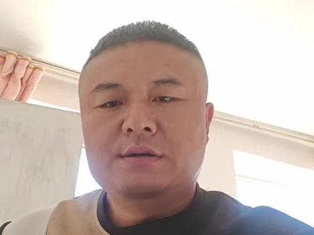 讲述一个截瘫小伙的经历#乐观#坚强