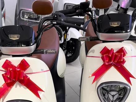 雅迪最新款冠能i豆,高配车型增加了雅迪智行手机app功能,也可以蓝牙解锁智能功能和小牛九号类似了#东亭雅迪电动车 #好物推荐🔥 #智能电动车 #小牛电动车 #九号电动车