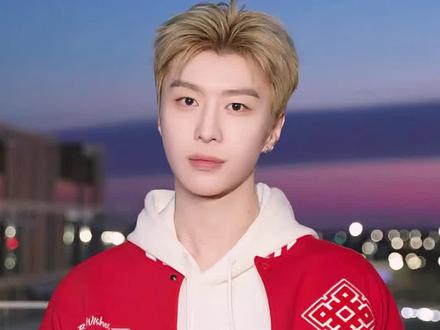 才收官1个月!《现在就出发3》成员事业天差地别,金晨遇坎黄景瑜冲太空 #现在就出发 #金晨 #沈腾 #黄景瑜 #范丞丞