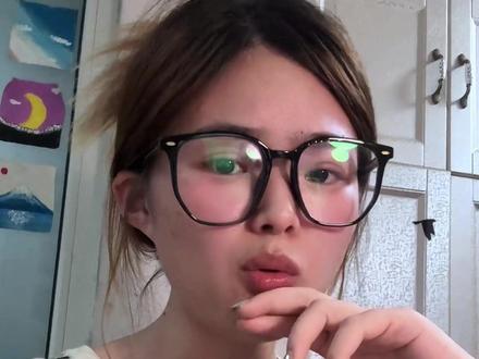 大家一定不要被网上所谓的享乐主义洗脑了!在信息杂乱的互联网时代依旧要保持自己的理念~#碎碎念 #日常唠嗑 #女性成长 #享乐主义