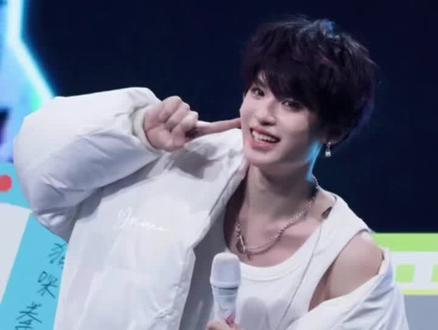 为了你,我愿意#黄明昊 #演唱会 #命苦 #黄明昊justin #向全世界安利