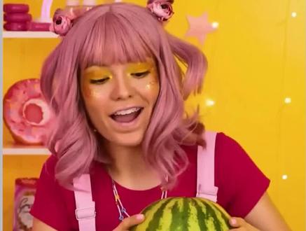 这么奇葩的糖果吃法,你们都见过吗?#奇趣 #奇思妙想 #好吃又好玩的糖果 #吃糖 #手工diy