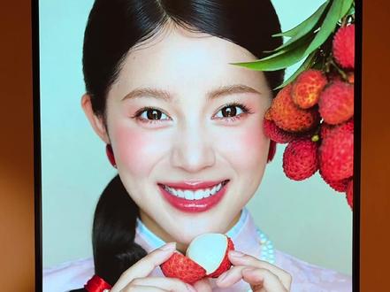 “她比蜜桃还甜”|元气新中式少女写真 #新中式写真 #少女写真 #东方美学 #甜妹 #南嘉印象