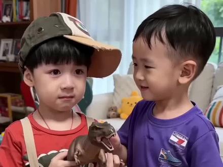 左千你又把小羊宝贝弄哭了#左奇函#杨博文#ai#热门#精选@DOU+上热门 @DOU+小助手 @生活服务热点中心 @