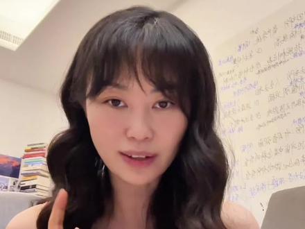 地球Online全成就通关攻略之「睡眠」2 为了输出这期视频整理了超过一万字的文稿,视频过长拆分上下集,力争一次性讲睡眠和早睡。本集为下集:关于睡眠你必须要知道的几件事。#睡眠 #失眠 #睡眠质量 #早睡 #早睡早起
