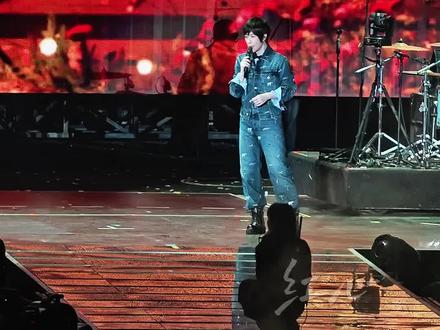 5.9嘉宾 周深 全记录
#生米 #周深 #5525+2 #五月天演唱会